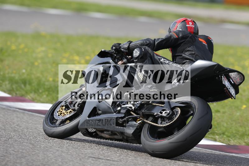 /53 16.09.2025 Track Day Domi Aegerter ADR/Gruppe gelb/100
